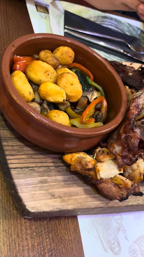 OX Steaks, Grill & Burgers - Gastronomija i ugostiteljstvo