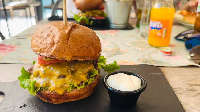 Opinii despre Restaurant & pizzeria Škafet în Skradin - Gastronomija i ugostiteljstvo