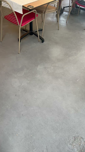 Opinii despre Zalogajnica "Rade" în Omiš - Gastronomija i ugostiteljstvo