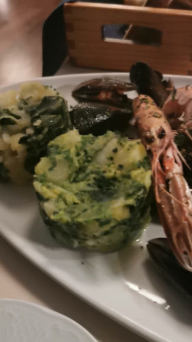 Opinii despre Bistro Yacht club în Opatija - Gastronomija i ugostiteljstvo