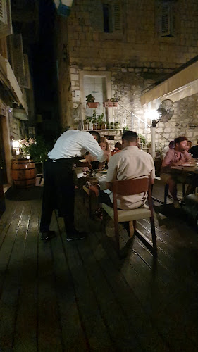 Mediterraneo Dine & Wine - Gastronomija i ugostiteljstvo