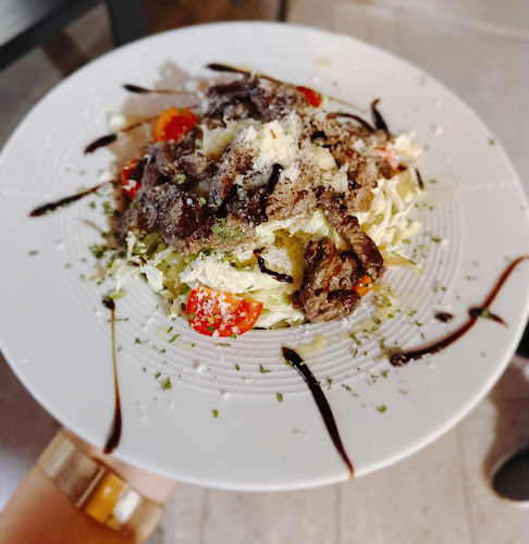 BITES Restaurant - Gastronomija i ugostiteljstvo