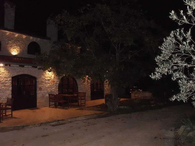 Konoba Klarići - (domaća kuhinja / proslava vjenčanja i svečanosti)