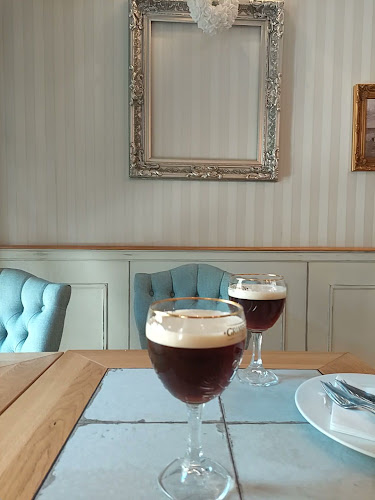 Maslina na Zelenom trgu - Gastronomija i ugostiteljstvo