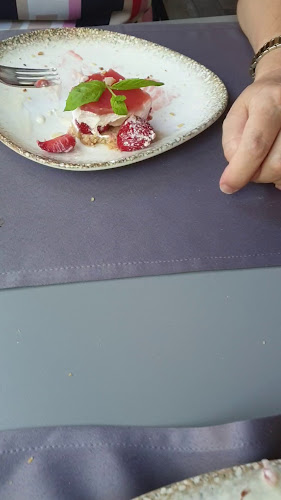 Opinii despre Restaurant Balon în Zagreb - Gastronomija i ugostiteljstvo