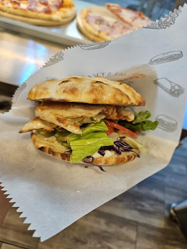 Opinii despre Fast Food Best Burger în Novalja - Gastronomija i ugostiteljstvo