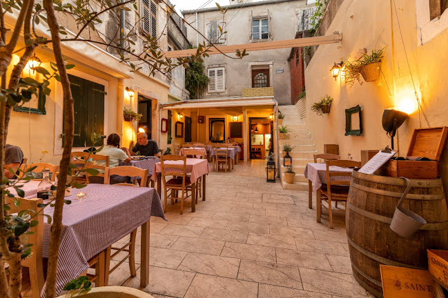 L'Osteria 12 Restaurant & Bar