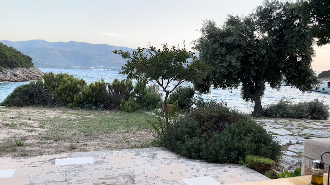 Opinii despre Restaurant Estravaganca (rooms and restaurant) în Lovište - Gastronomija i ugostiteljstvo