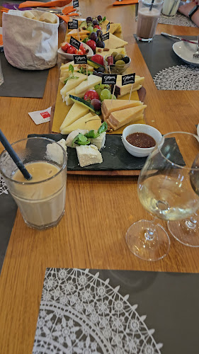 GLIGORA CHEESE BAR - Gastronomija i ugostiteljstvo