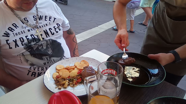 Šetalište Dr. Franje Tuđmana 13A, 21300, Makarska