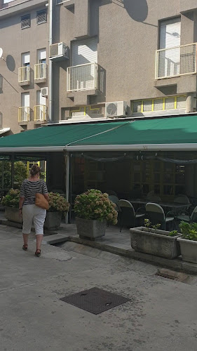 Ul. Hrvatskih iseljenika 6, 20350, Metković