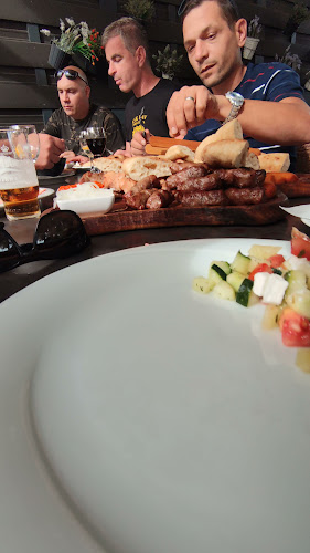 Opinii despre Bijela kuća în Koprivnica - Gastronomija i ugostiteljstvo