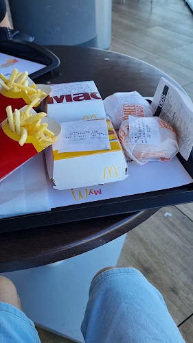 Opinii despre McDonald’s Mall of Split în Split - Gastronomija i ugostiteljstvo