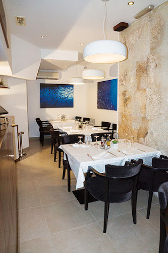 Adamova ul. 5, 21000, Split