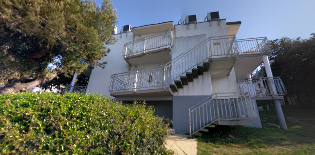 Comentarii opinii despre Arena Verudela Beach Apartments