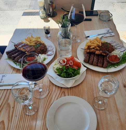 Opinii despre Gladne Oči Pakoštane în Pakoštane - Gastronomija i ugostiteljstvo