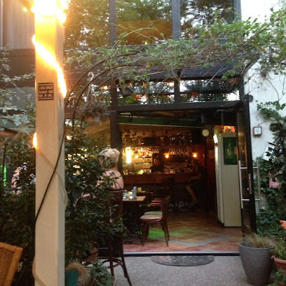 Caffe bar Friends Trezor