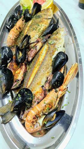 Comentarii opinii despre Restoran Poon Piat