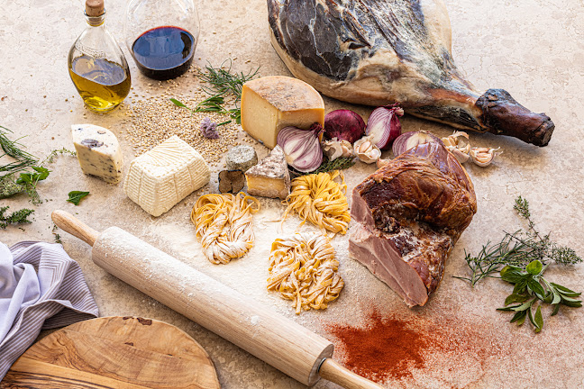 Ul. Svetog Nikole 2, 51410, Ika