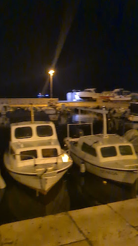 Comentarii opinii despre Buffet Fife