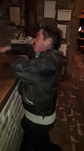 Konoba POD MURVU - Gastronomija i ugostiteljstvo