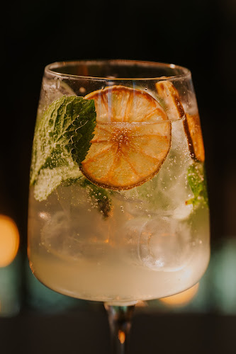 Ul. grada Vukovara 52 e, 10000, Zagreb