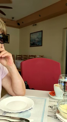 Opinii despre Konoba Mala Sten în Dobrinj - Gastronomija i ugostiteljstvo