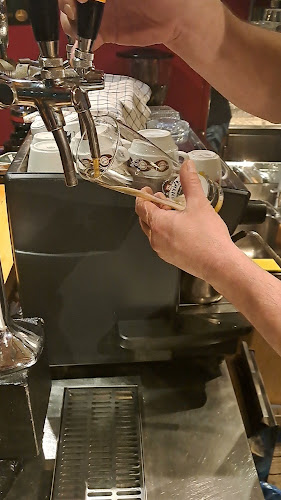 Comentarii opinii despre Cherry Tree (Fantasy&Beer Pub)