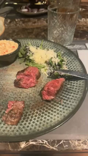 Av. Većeslava Holjevca 62, 10000, Buzin