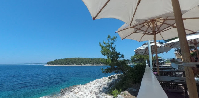 Opinii despre Lanterna Grill & Gourmet în Mali Lošinj - Gastronomija i ugostiteljstvo