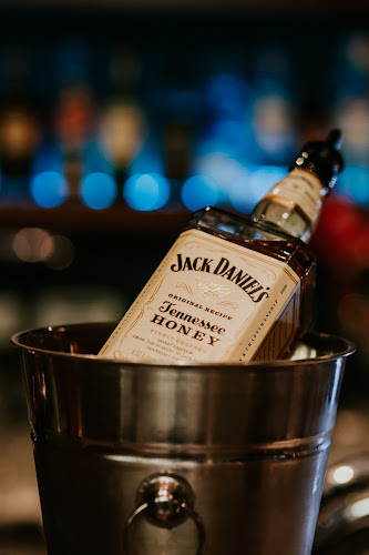 Mačak - Gastronomija i ugostiteljstvo