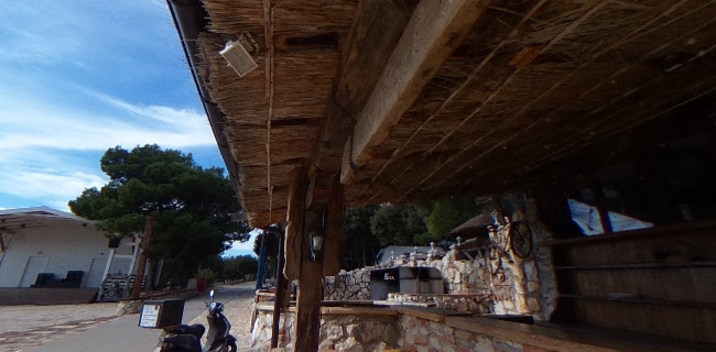 Opinii despre Mali Raj în Šimuni - Gastronomija i ugostiteljstvo