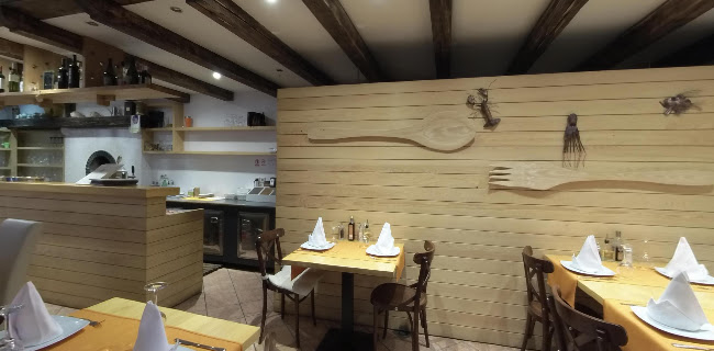 Grande Luna - Gastronomija i ugostiteljstvo