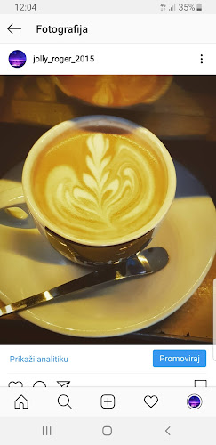 Caffe Bar Jolly Roger - Gastronomija i ugostiteljstvo