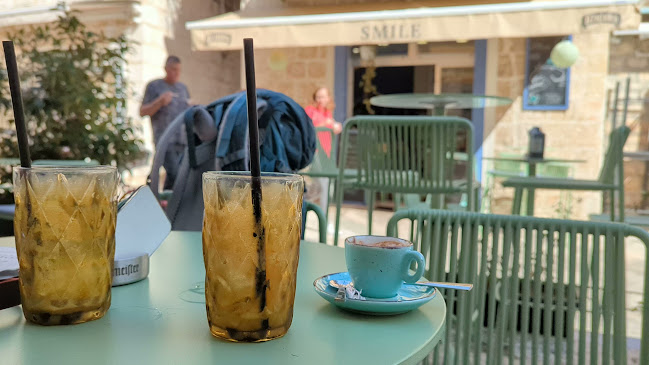 Opinii despre Smile Bar în Makarska - Gastronomija i ugostiteljstvo