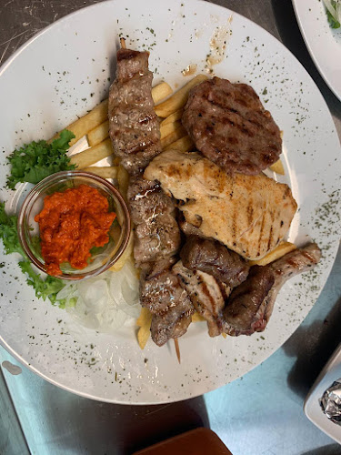 Argola - Gastronomija i ugostiteljstvo