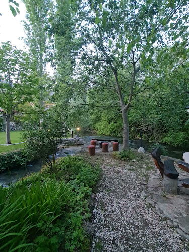 Ul. kralja Petra Krešimira IV 20, 21251, Žrnovnica