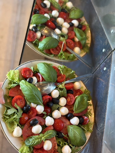 Opinii despre Pizzeria "Tri bunara" în Zadar - Gastronomija i ugostiteljstvo