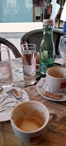 Opinii despre Caffe bar Golf în Zagreb - Gastronomija i ugostiteljstvo