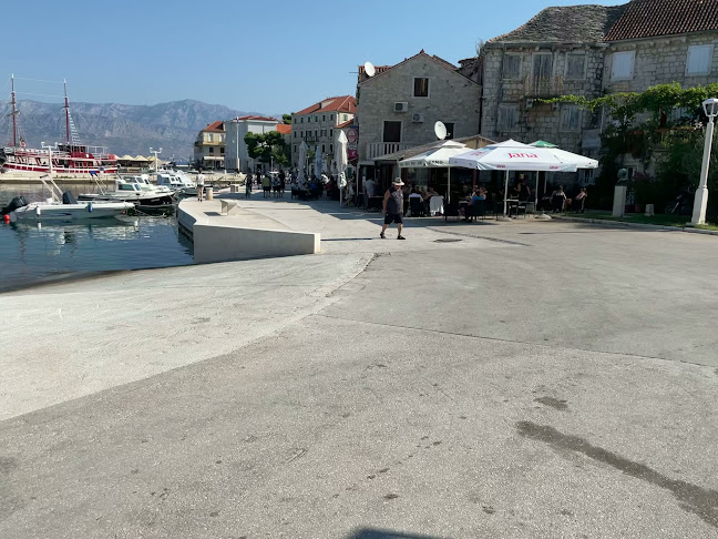 Konoba Gustirna - Postira