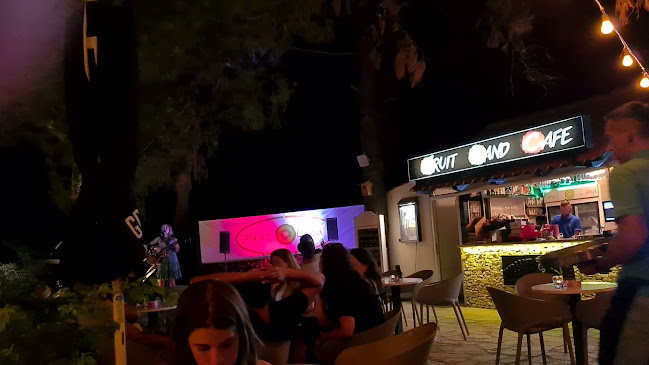 Opinii despre Fruit Land Cafe în Supetar - Gastronomija i ugostiteljstvo