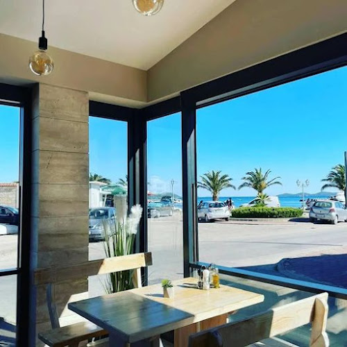 Comentarii opinii despre Gladne Oči Pakoštane