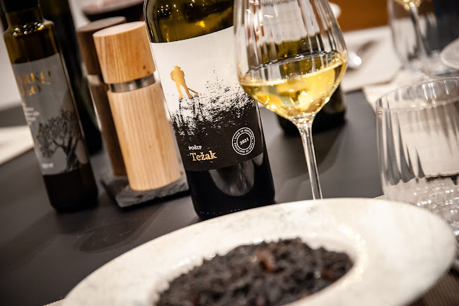 Opinii despre Blato 1902 d.d. - restoran Zlinje în Zagreb - Gastronomija i ugostiteljstvo