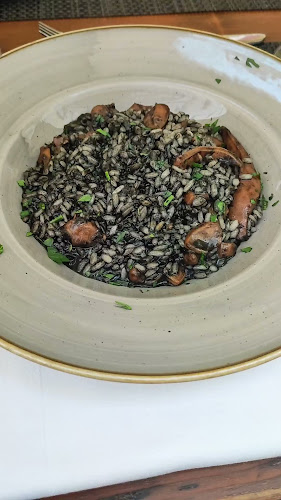 Opinii despre Restaurant 2Ribara în Zadar - Gastronomija i ugostiteljstvo