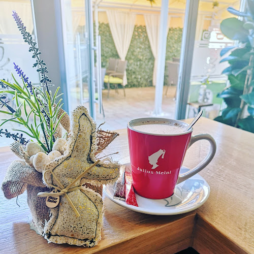 Comentarii opinii despre Mali caffe,Taxi