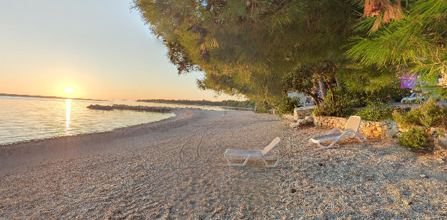 Opinii despre Beach Bar 'Harpoon' în Šimuni - Gastronomija i ugostiteljstvo