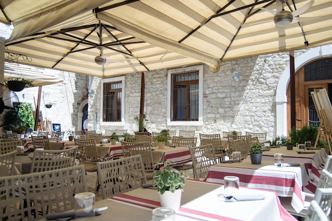 Poljana Grgura Ninskog 3, 21000, Split