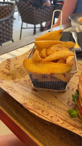 Opinii despre Restaurant Caffe Bar Dujam în Split - Gastronomija i ugostiteljstvo