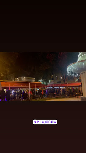 Old City Bar Pula - Gastronomija i ugostiteljstvo