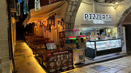 Caffe Bar Pod Voltom